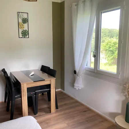 Apartament Chez Edith *